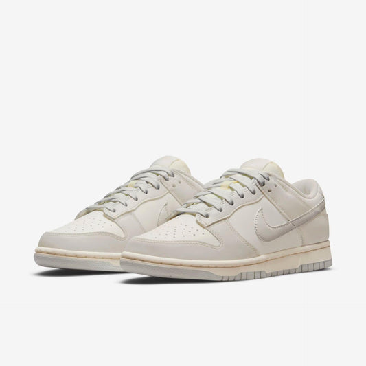 Nike Dunk "Light Bone"