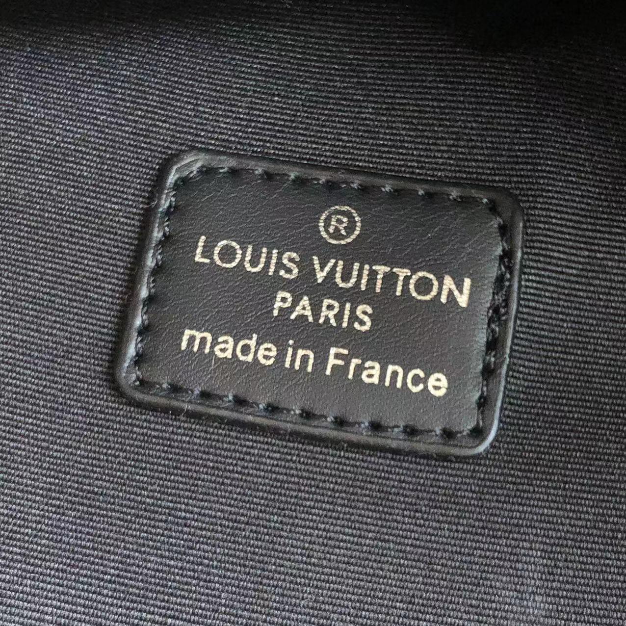 Louis Vuitton Bag Racer Black