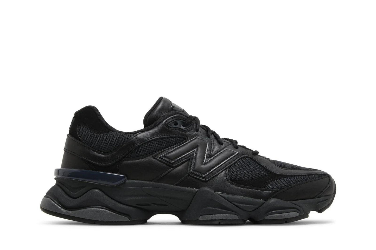 New Balance 9060 Triple Black Preto